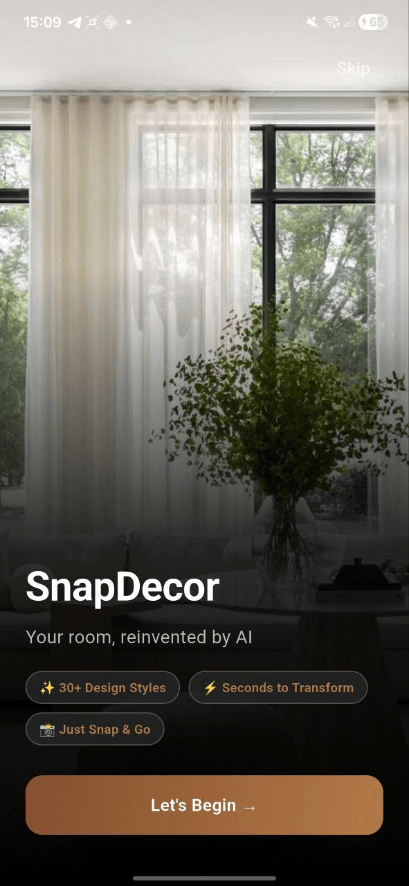 SnapDecor intro screen with app headline